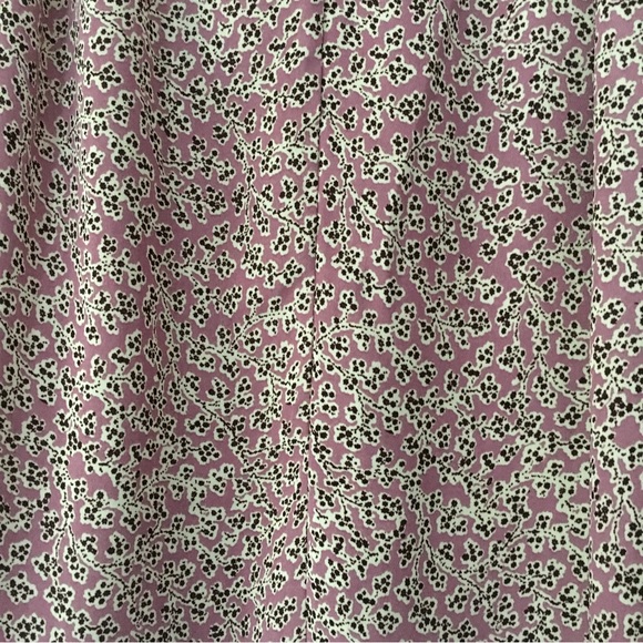 Lands’ End Floral V-Neck Top - Picture 6 of 7